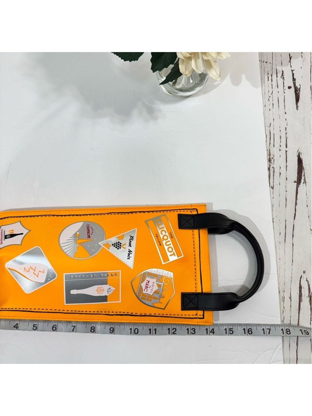 Veuve Clicquot Travel Insulated Champagne Bottle Cooler Tote Bag - Picture 6 of 7